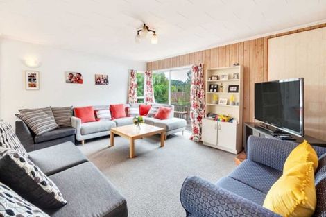 Photo of property in 1/7 Classic Grove, Bayview, Auckland, 0629