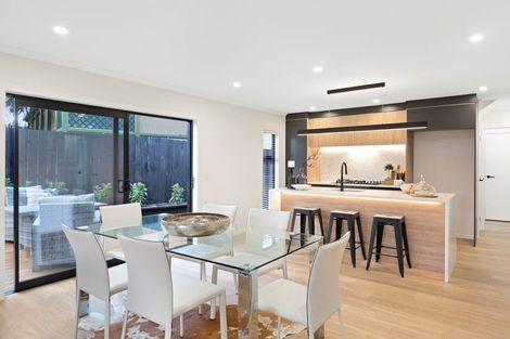 Photo of property in 7a Gambare Place, Wattle Downs, Auckland, 2103