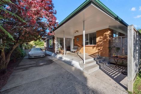 Photo of property in 11 Fiona Place, Dinsdale, Hamilton, 3204