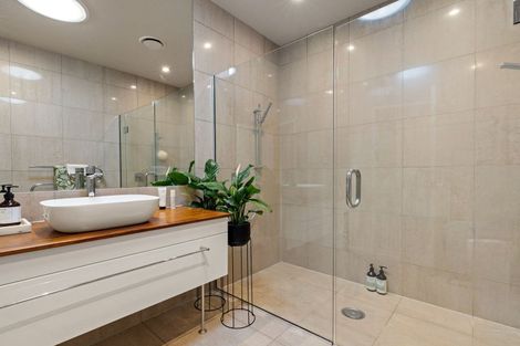 Photo of property in 15 Azure Place, Huntington, Hamilton, 3210