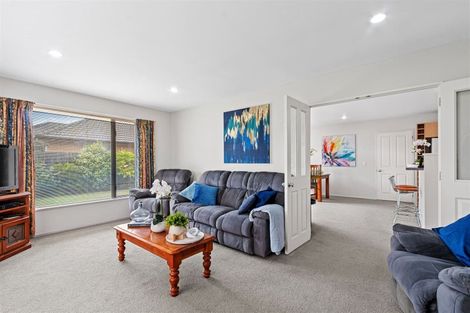 Photo of property in 531a Harewood Road, Harewood, Christchurch, 8051
