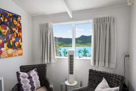 Photo of property in 12 Moana Drive, Tanners Point, Katikati, 3177