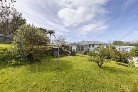 Photo of property in 3 Wiremu Place, Blagdon, New Plymouth, 4310