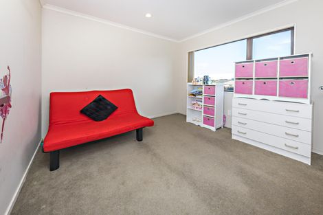 Photo of property in 65 Naylors Drive, Mangere, Auckland, 2022