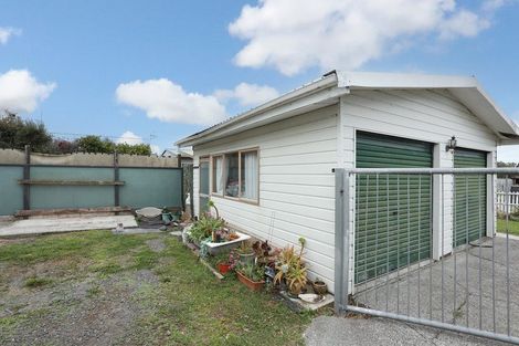 Photo of property in 22 Barton Street, Marton, 4710