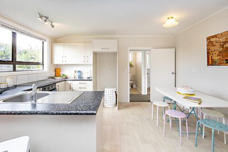 Photo of property in 13 Jenkins Place, Manurewa East, Auckland, 2102