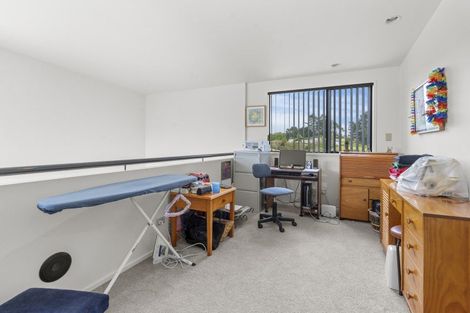Photo of property in 15 Townsend Road, Paraite, New Plymouth, 4373