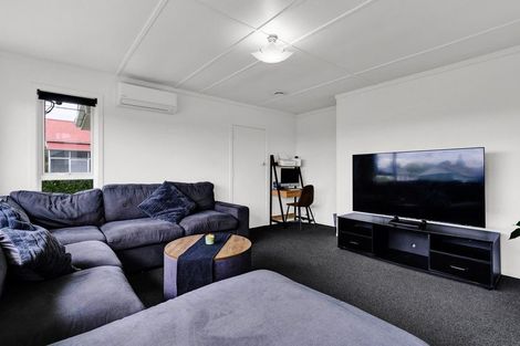 Photo of property in 15 Campbell Street, Hawera, 4610