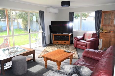 Photo of property in 19a Lenton Street, Aranui, Christchurch, 8061