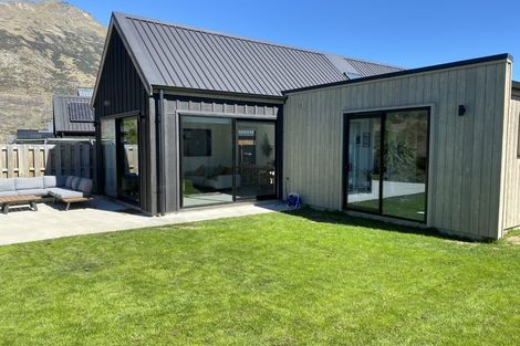 Photo of property in 41 Red Cottage Drive, Lake Hayes, Queenstown, 9304