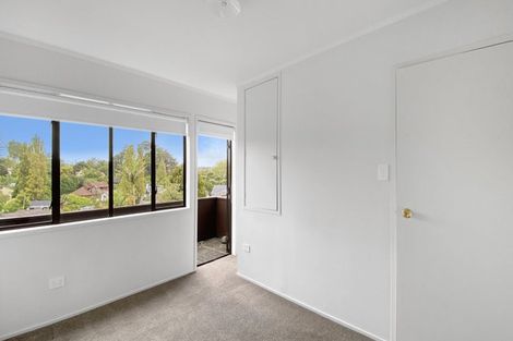 Photo of property in 124 Stapleford Crescent, Browns Bay, Auckland, 0630