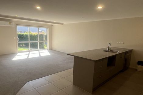 Photo of property in 24 Akeake Lane, Manurewa, Auckland, 2102