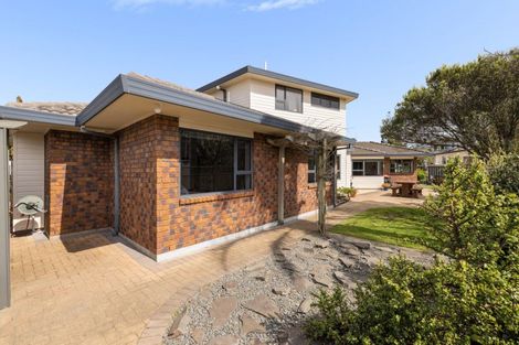 Photo of property in 13 Manuera Place, Ohope, 3121