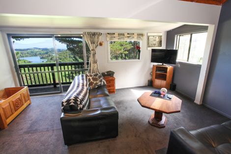 Photo of property in 72 Maungatawhiri Road, Raglan, 3295