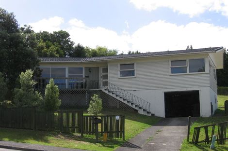 Photo of property in 40 Japonica Drive, Beach Haven, Auckland, 0626
