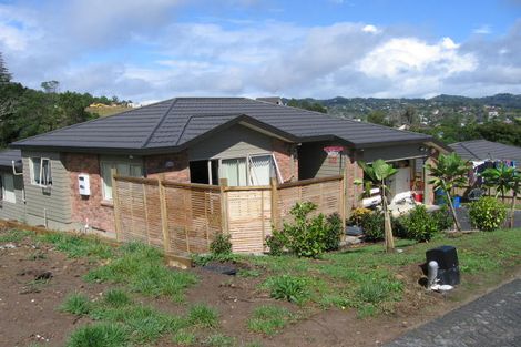Photo of property in 23 Mckinley Road, Sunnyvale, Auckland, 0612