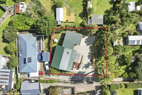 Photo of property in 17 Paramu Avenue, Birkdale, Auckland, 0626