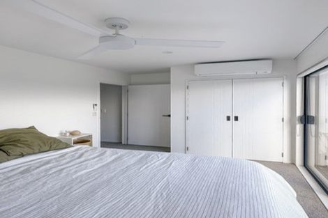 Photo of property in 94e Bay Street, Red Beach, 0932