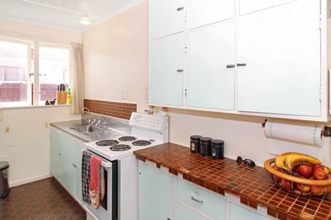 Photo of property in 84 Ngamotu Road, Spotswood, New Plymouth, 4310