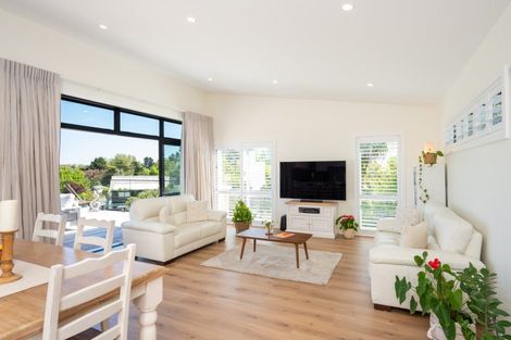 Photo of property in 64 Durham Drive, Havelock North, 4130