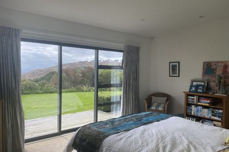 Photo of property in 173 Bing Lucas Drive, Tawa, Wellington, 5028