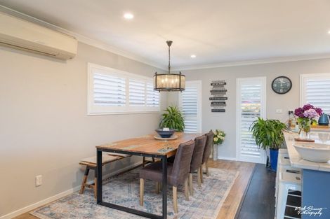 Photo of property in 94 Kirton Drive, Riverstone Terraces, Upper Hutt, 5018