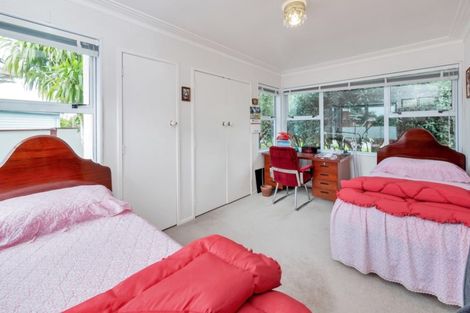 Photo of property in 5 Holden Place, Manukau, Auckland, 2025