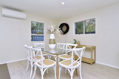 Photo of property in 11 Hutcheson Street, Sydenham, Christchurch, 8023