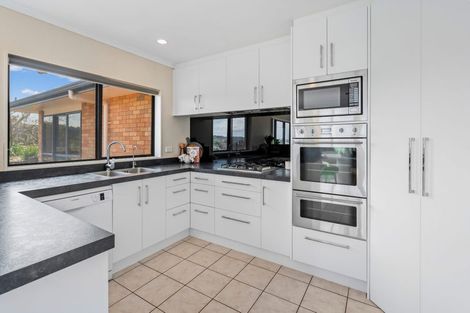 Photo of property in 4 Sunset Parade, Parua Bay, Whangarei, 0174
