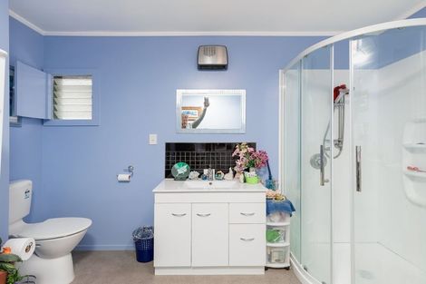 Photo of property in 8 Moorhouse Street, Waimate, 7924