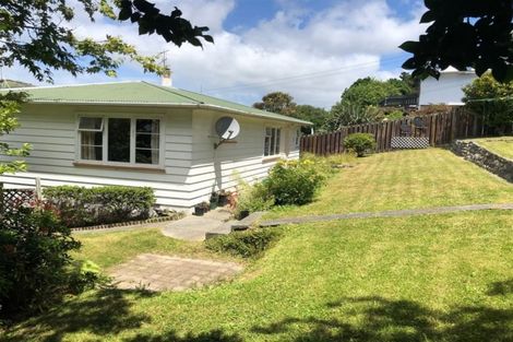 Photo of property in 313 Main Road, Tawa, Wellington, 5028