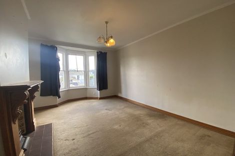 Photo of property in 8 Hawker Street, Mount Victoria, Wellington, 6011