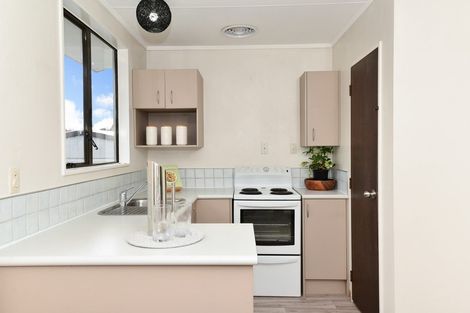 Photo of property in 43b Hibiscus Avenue, Hamilton Lake, Hamilton, 3204