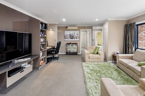 Photo of property in 58 Palliser Drive, Huntington, Hamilton, 3210