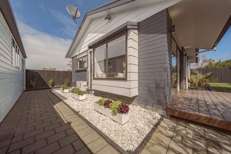 Photo of property in 1/142 Pine Avenue, South New Brighton, Christchurch, 8062