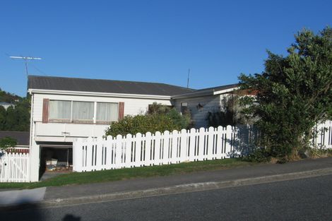 Photo of property in 14 Safari Crescent, Johnsonville, Wellington, 6037