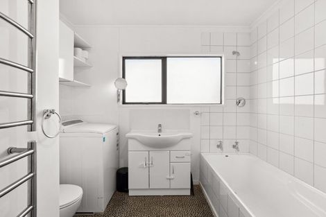 Photo of property in 23a Kawarau Place, Frankton, Queenstown, 9300