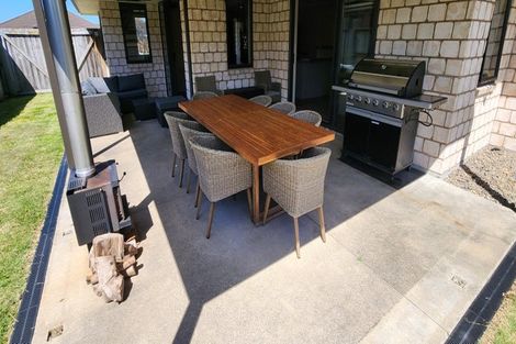 Photo of property in 120 Twin Oak Avenue, Papamoa Beach, Papamoa, 3118