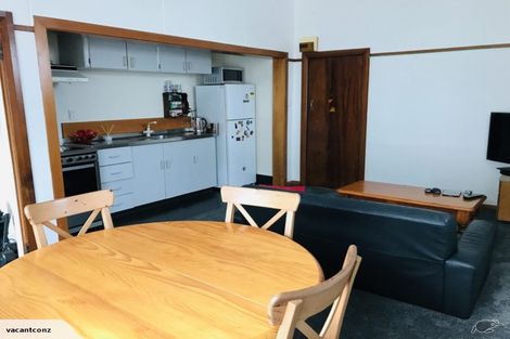 Photo of property in 16 Toru Street, Lyall Bay, Wellington, 6022