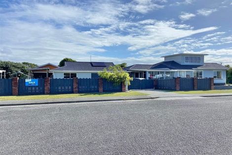 Photo of property in 142 Livingstone Street, Hokitika, 7810