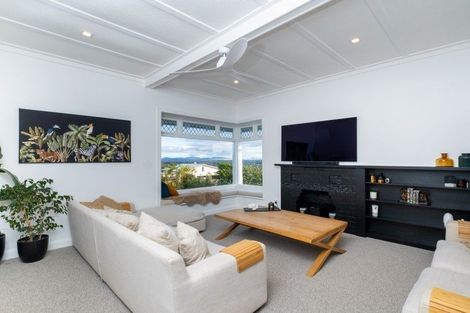 Photo of property in 44 Simla Terrace, Hospital Hill, Napier, 4110