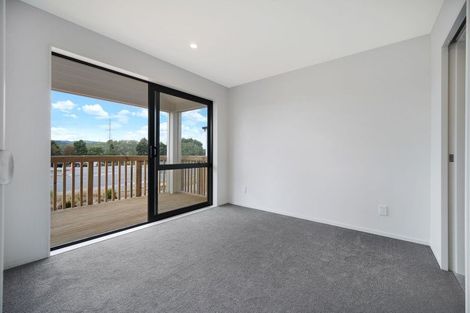 Photo of property in 5 Tributary Parade, Karaka, Papakura, 2113