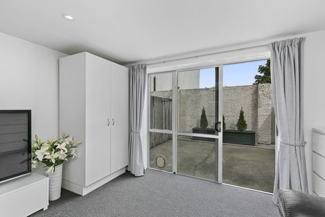 Photo of property in 43 Little George Street, Thorndon, Wellington, 6011
