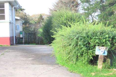 Photo of property in 27 Middlemore Crescent, Papatoetoe, Auckland, 2025