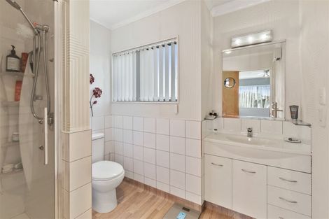 Photo of property in 3 Wright Grove, Levin, 5510