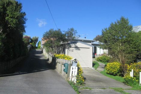 Photo of property in 39 Pokohiwi Road, Normandale, Lower Hutt, 5010