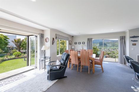 Photo of property in 141 Princes Drive, Britannia Heights, Nelson, 7010