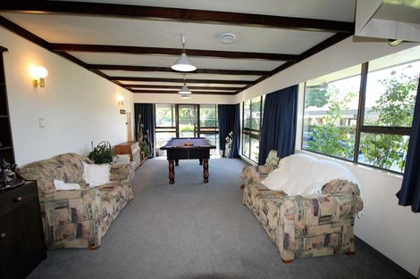 Photo of property in 10 Smith Street, Dannevirke, 4930