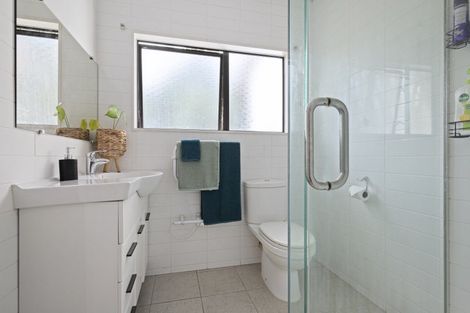 Photo of property in 10 Brownlee Place, Pukekohe, 2120