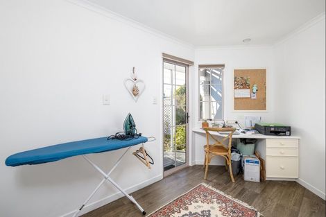 Photo of property in 17 Churchill Place, Waimate, 7924